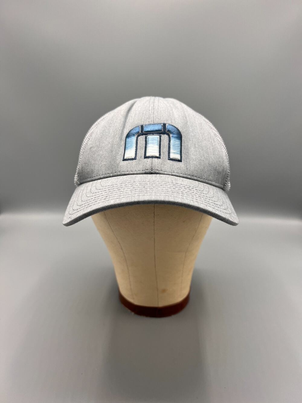 Travis Mathew Hat Mens Adjustable Gray Snapback Mesh Golf Cap